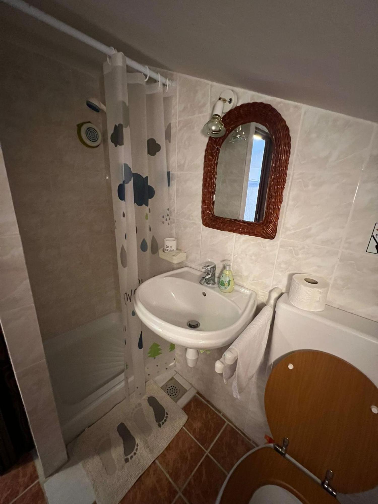 Apartments Dora And Tonka Krk Porat  Dış mekan fotoğraf